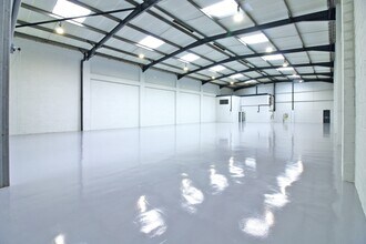 1-4 Cartwright Rd, Stevenage en alquiler Foto del interior- Imagen 1 de 2