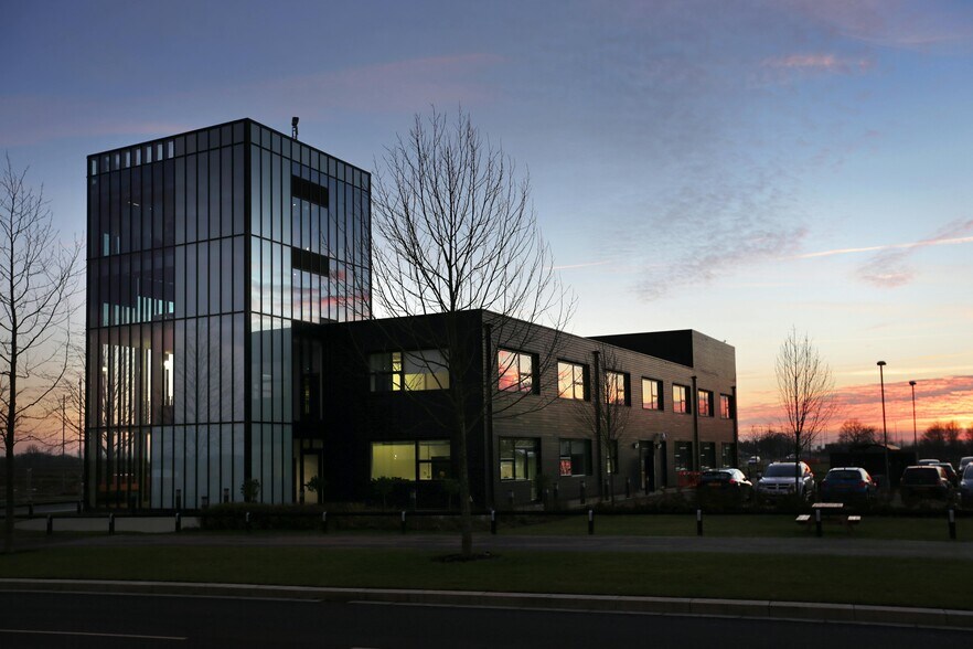 The Blvd, Huntingdon en alquiler - Foto del edificio - Imagen 2 de 11