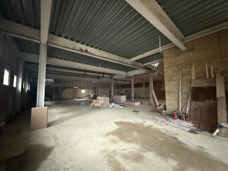 8-9 Station Clos, Potters Bar en venta - Foto del edificio - Imagen 2 de 7