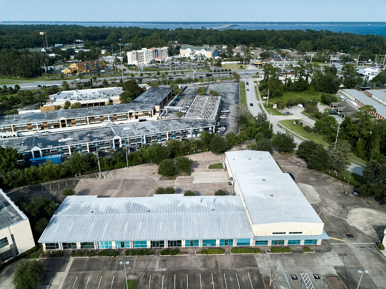 705 Wells Rd, Orange Park, FL en alquiler - Foto del edificio - Imagen 3 de 21