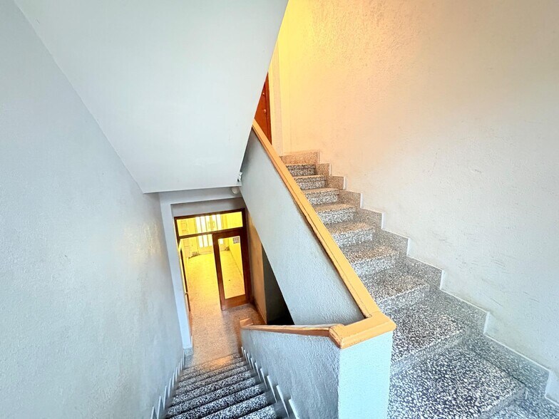 Avenida Verardo García Rey, 26, Ponferrada, León en venta - Foto del edificio - Imagen 3 de 40