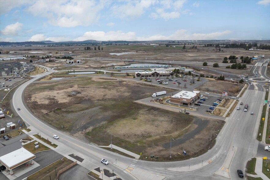 10511 W Aero Rd, Spokane, WA en alquiler - Foto del edificio - Imagen 3 de 7