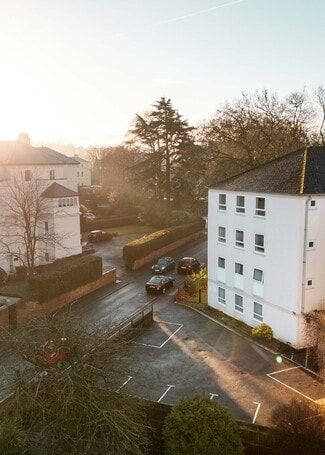 Más detalles de 25 Selkirk Ct, Cheltenham - Edificio residencial​ en venta