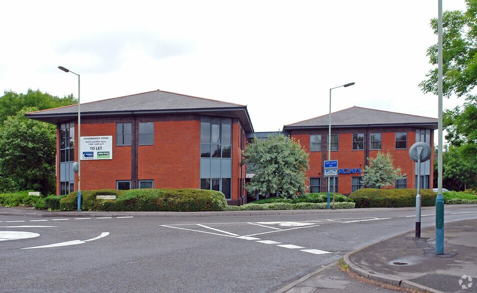 1 Rivenhall Rd, Swindon en alquiler - Foto del edificio - Imagen 2 de 3