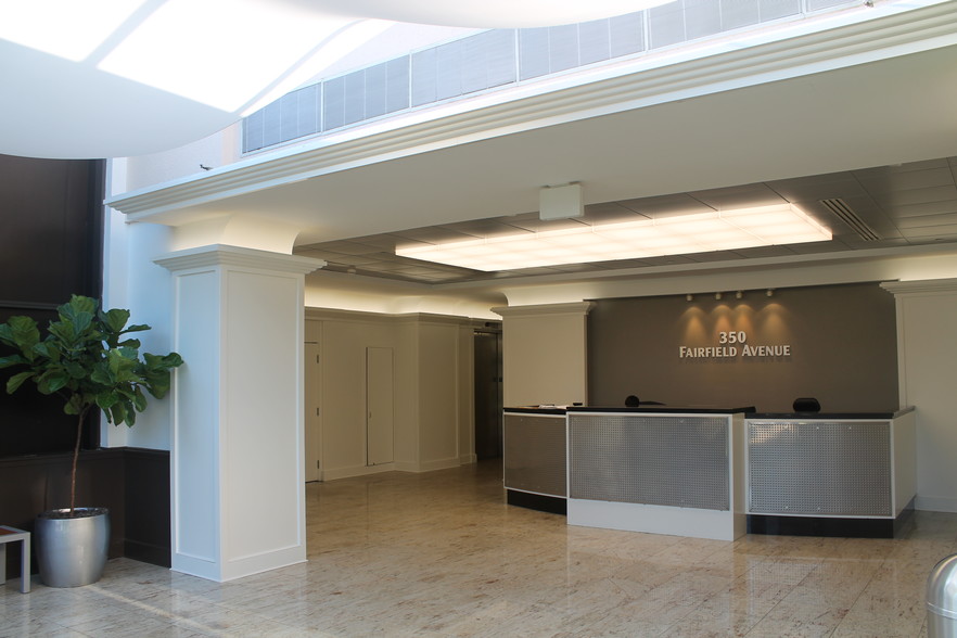 350 Fairfield Ave, Bridgeport, CT en alquiler - Lobby - Imagen 2 de 8