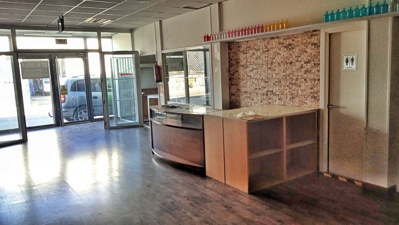 Nave en Cáceres en alquiler Foto del edificio- Imagen 1 de 7