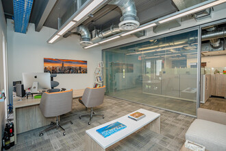 2101 N Andrews Ave, Fort Lauderdale, FL en alquiler Foto del interior- Imagen 2 de 9