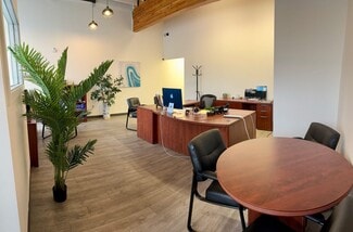 Más detalles de 9906 Franklin Av, Fort McMurray, AB - Local en alquiler