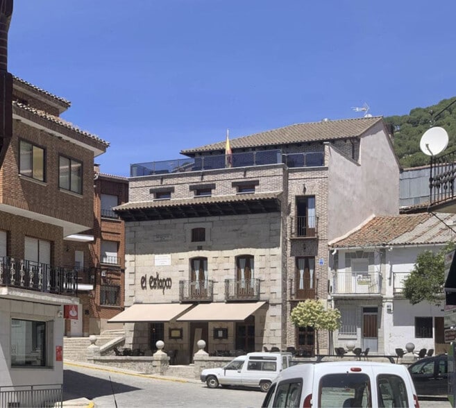 Hotel y hospedaje en El Hoyo de Pinares, Ávila en venta - Foto del interior - Imagen 1 de 30