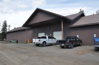 6065 - 6073 US Highway 93, Olney, MT en alquiler Foto del edificio- Imagen 1 de 6