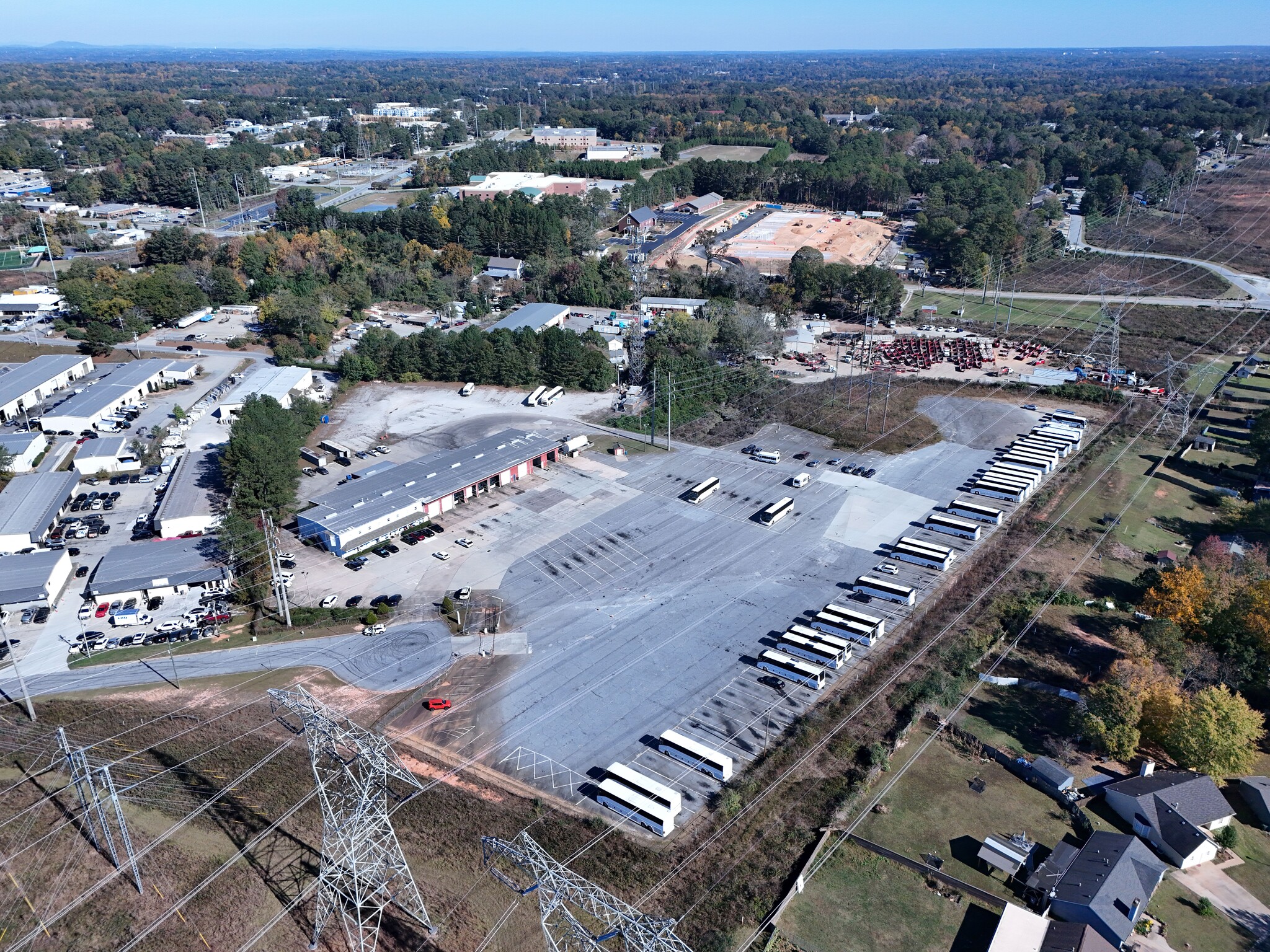 705 Lively Ave, Norcross, GA en alquiler Foto del edificio- Imagen 1 de 1