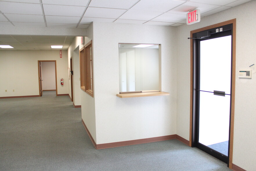 2810 Industrial Dr, Wisconsin Rapids, WI en alquiler - Foto del interior - Imagen 2 de 10