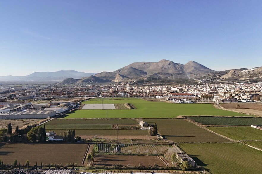 Camino del Jueves, Atarfe, Granada en venta - Foto del edificio - Imagen 3 de 28