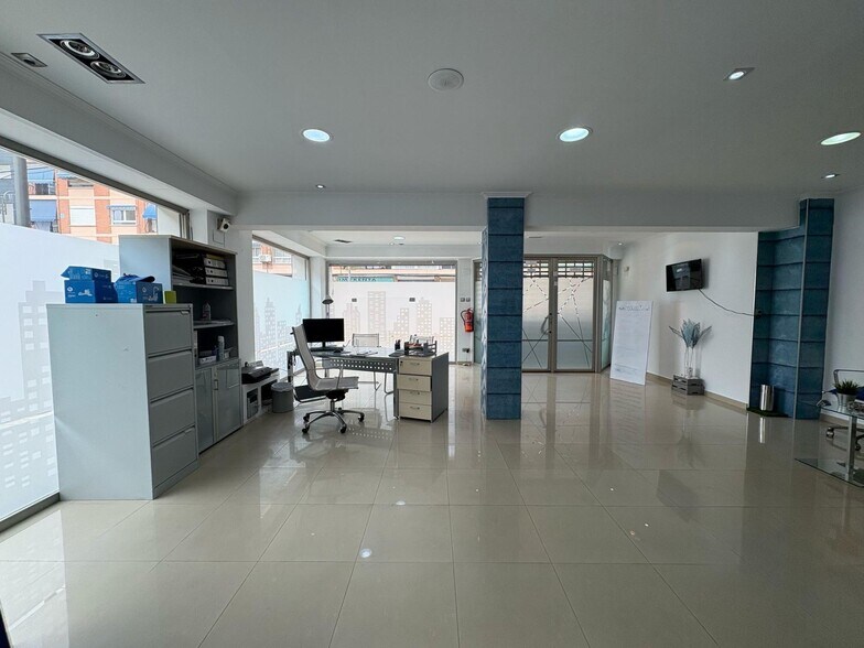 Local en Quart de Poblet, Valencia en alquiler - Foto del interior - Imagen 2 de 9