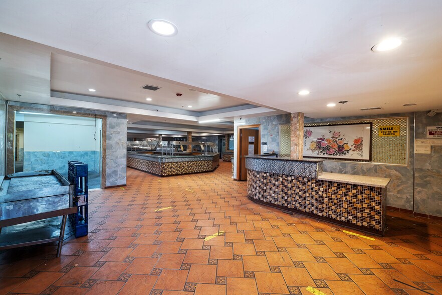 10478 Valley Blvd, El Monte, CA en alquiler - Foto del interior - Imagen 3 de 14