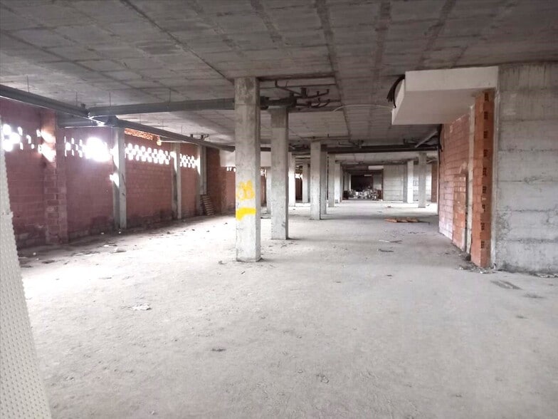 Local en Santa Fe en venta - Foto del edificio - Imagen 2 de 12