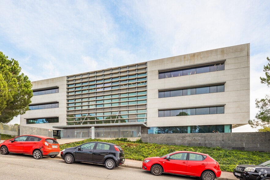 Plaça Xavier Cugat, 2, Sant Cugat del Vallès, Barcelona en alquiler - Foto del edificio - Imagen 2 de 6