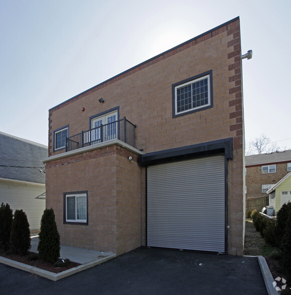 19 E Centre St, Nutley, NJ en alquiler - Foto del edificio - Imagen 2 de 12