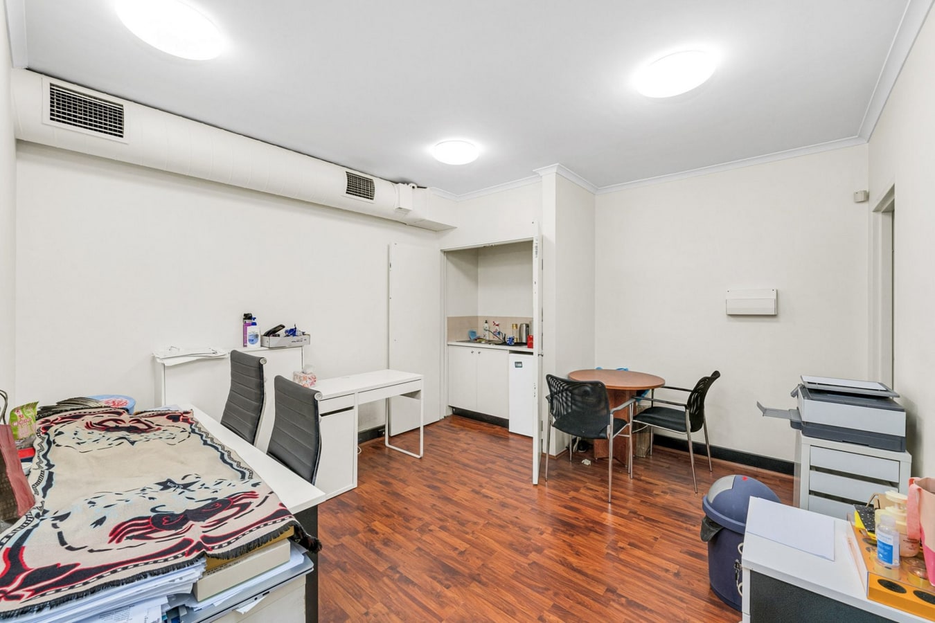 10-12 Woodville St, Hurstville, NSW 2220 - Unidad Unit 5 -  - Foto del interior - Image 1 of 6