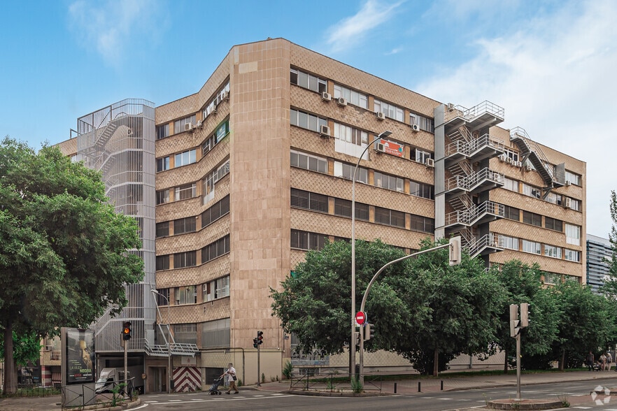 Calle Sebastián Gómez, 5, Madrid, Madrid en venta - Foto principal - Imagen 1 de 4