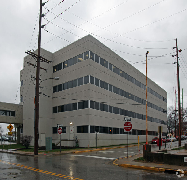 400 First Capitol Dr, Saint Charles, MO en alquiler - Foto del edificio - Imagen 2 de 6