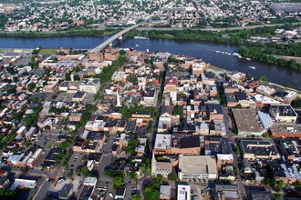 1801 6th Ave, Troy, NY - vista aérea  vista de mapa