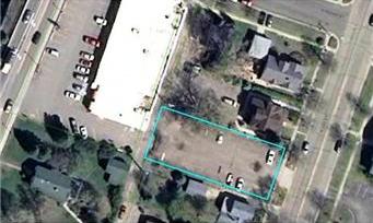 315 N 2nd St, River Falls, WI en venta - Vista aérea - Imagen 3 de 5