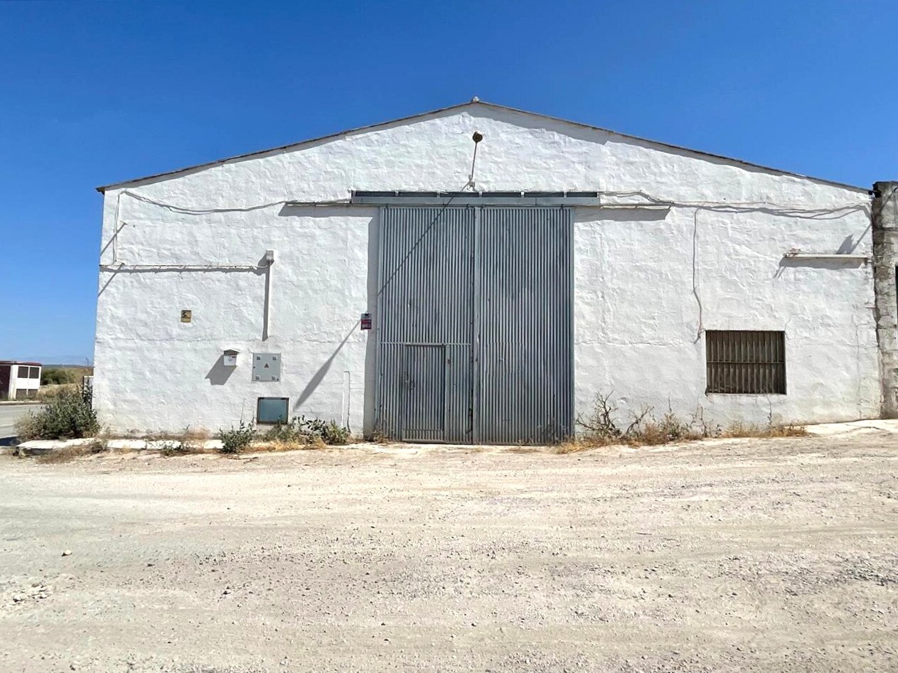 Nave en Mengíbar en venta Foto del edificio- Imagen 1 de 4