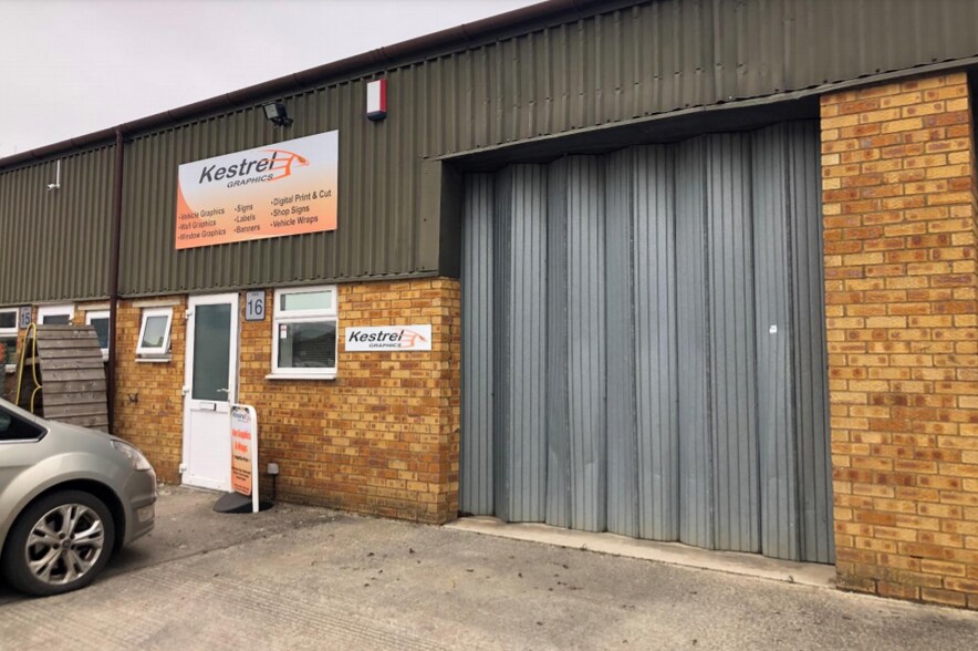 Pioneer Rd, Faringdon en alquiler - Foto del edificio - Imagen 2 de 2