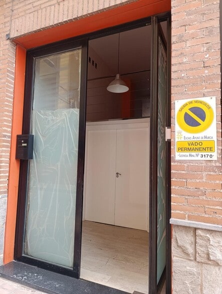 Calle Pinatar, 1, Murcia, Murcia en venta - Vestíbulo - Imagen 3 de 9