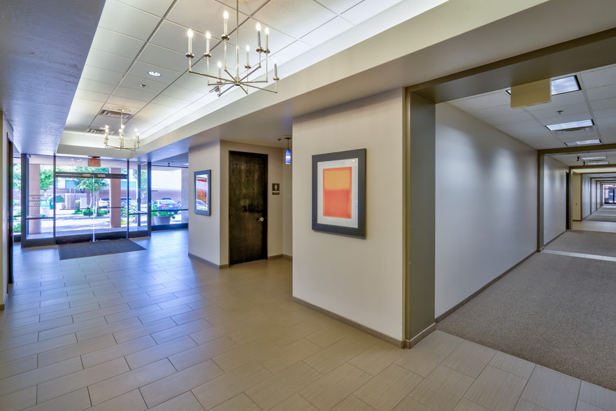 9280 S Kyrene Rd, Tempe, AZ en alquiler - Lobby - Imagen 2 de 5