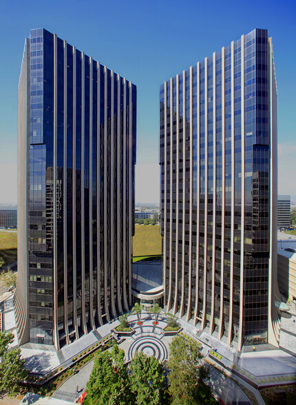 1925 Century Park E, Los Angeles, CA en alquiler - Foto del edificio - Imagen 1 de 10