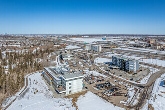 1074 103A St SW, Edmonton, AB - VISTA AÉREA  vista de mapa