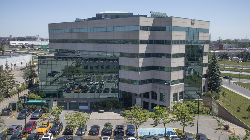 6505 Rte Transcanadienne, Montréal, QC en alquiler - Foto del edificio - Imagen 1 de 1