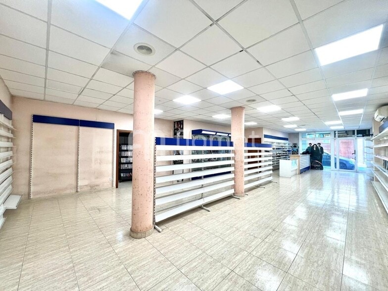 Edificio residencial en Blanes, Gerona en venta - Foto del interior - Imagen 2 de 3