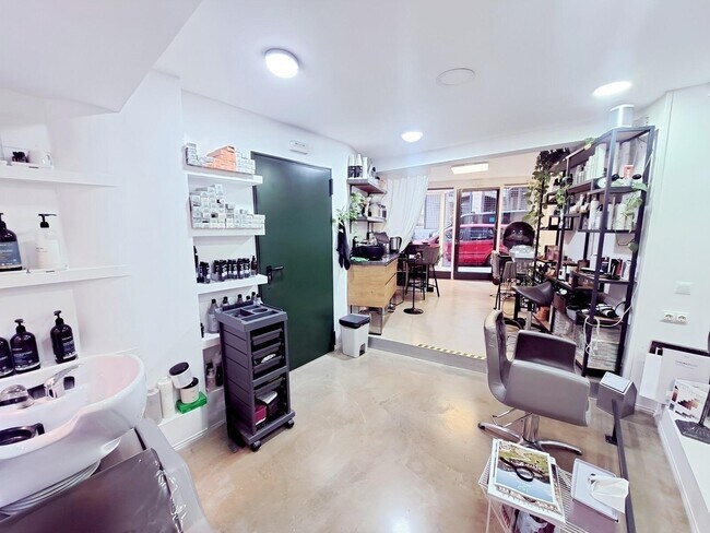 Más detalles de Local en alquiler