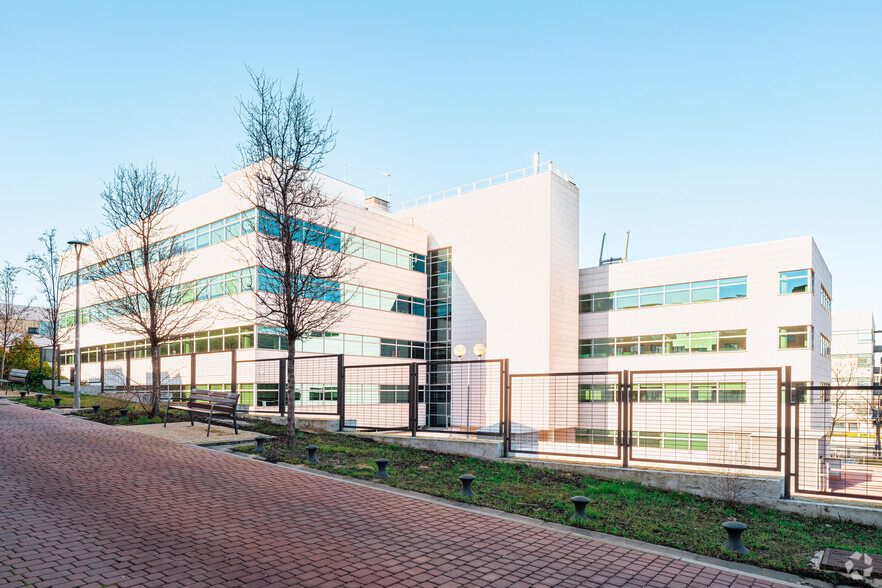 Spaces Alcobendas, Avenida Bruselas, 7, Alcobendas, Madrid en alquiler - Foto del edificio - Imagen 2 de 2