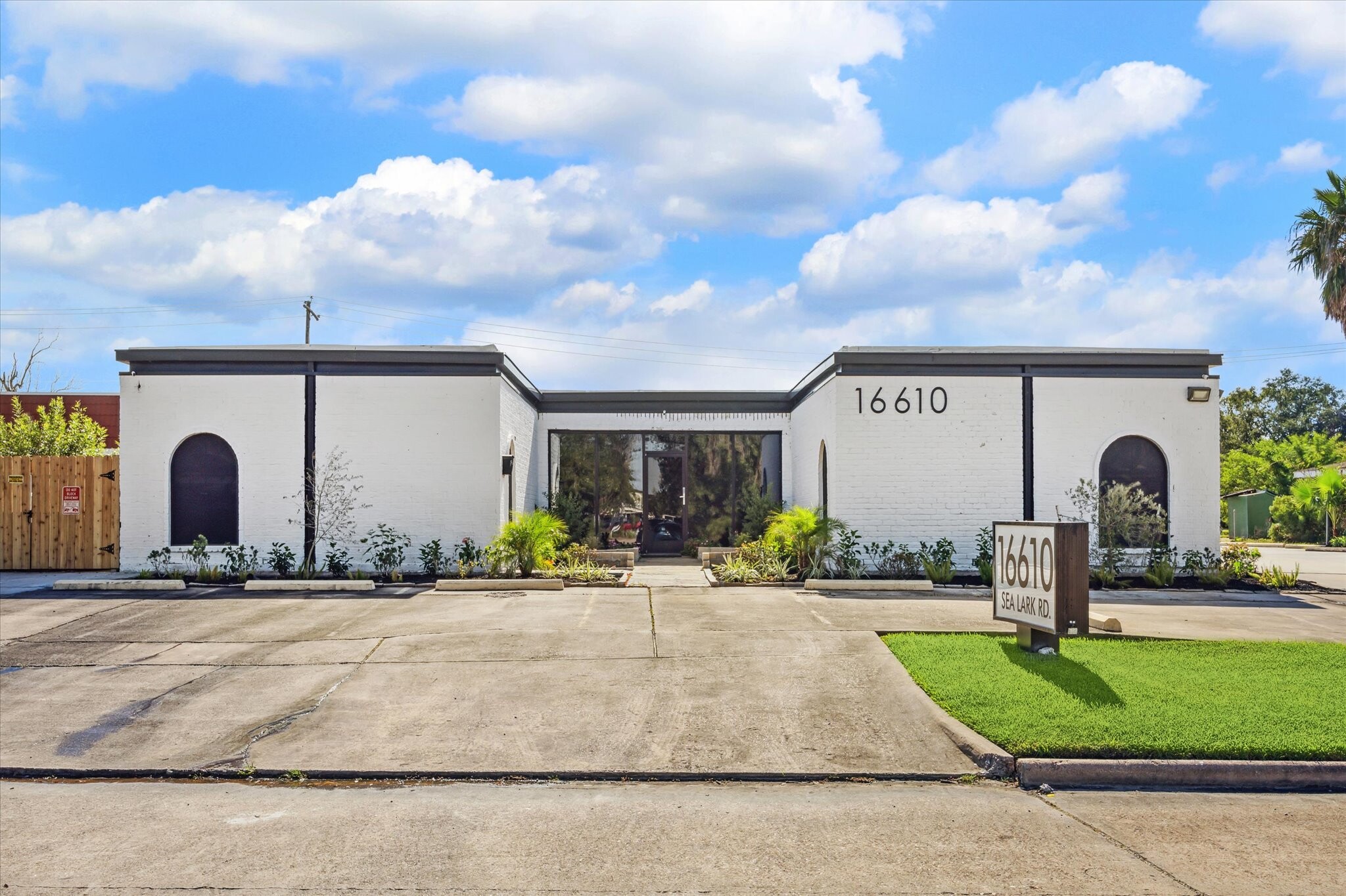 16610 Sea Lark Rd, Houston, TX en venta Foto del edificio- Imagen 1 de 18