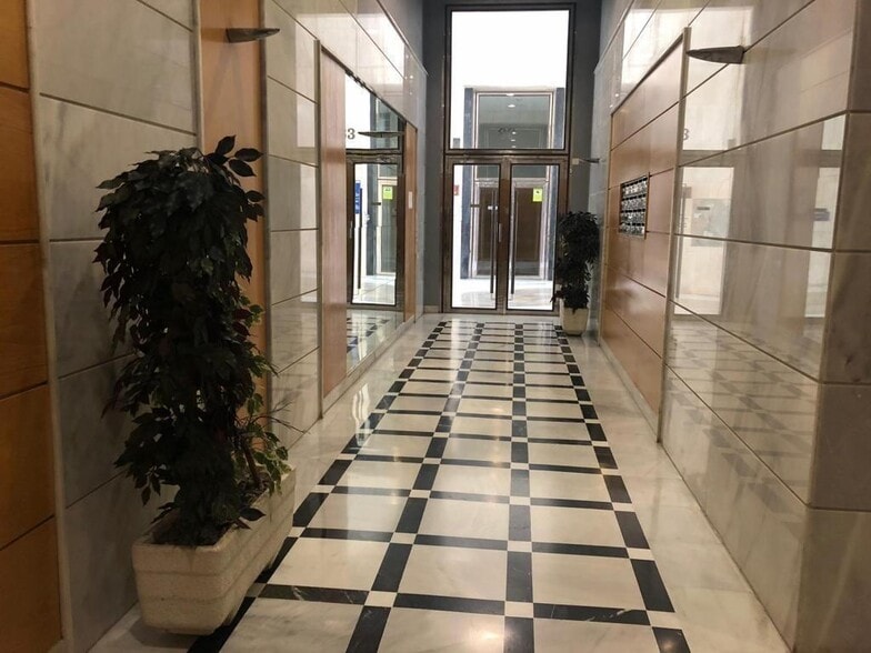 Oficina en El Ejido, Almería en venta - Foto del edificio - Imagen 2 de 11