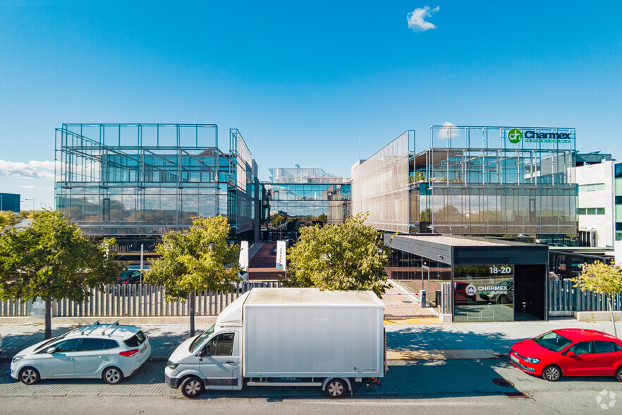 Calle Miguel Faraday, 20, Getafe, Madrid en alquiler - Foto del edificio - Imagen 2 de 3