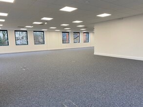 106 High St, Crawley en alquiler Foto del interior- Imagen 2 de 2