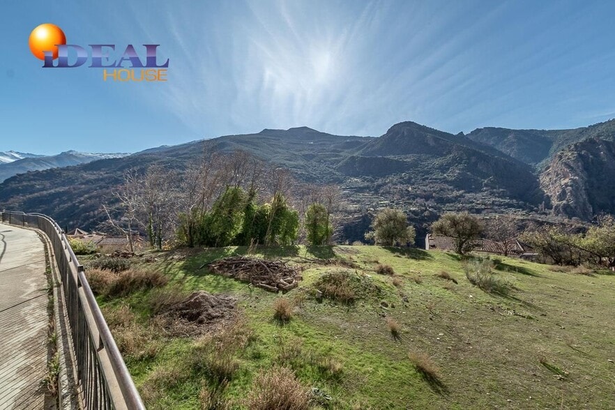 Terreno en Güéjar Sierra en venta - Vista aérea - Imagen 3 de 11