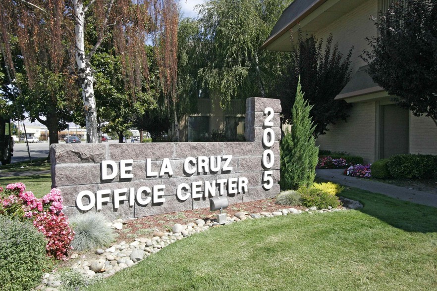 2005 De la Cruz Blvd, Santa Clara, CA en alquiler - Foto del edificio - Imagen 3 de 7