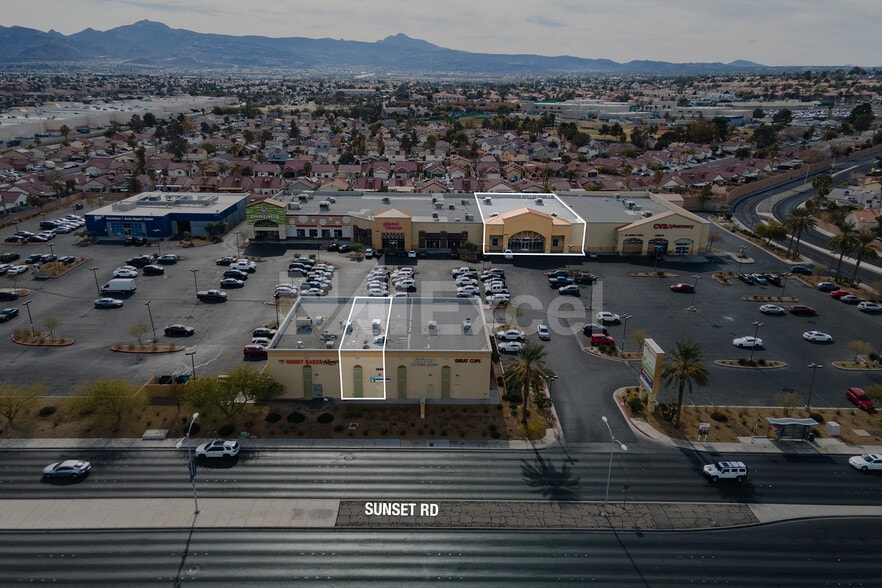 1521-1551 W Sunset Rd, Henderson, NV en alquiler - Foto del edificio - Imagen 1 de 4