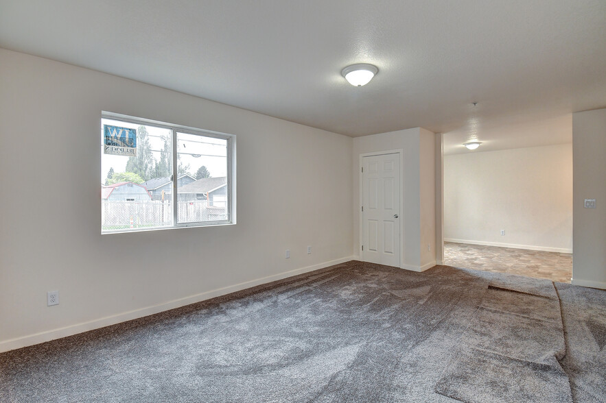 263 20th ave, Longview, WA en venta - Foto del interior - Imagen 3 de 89