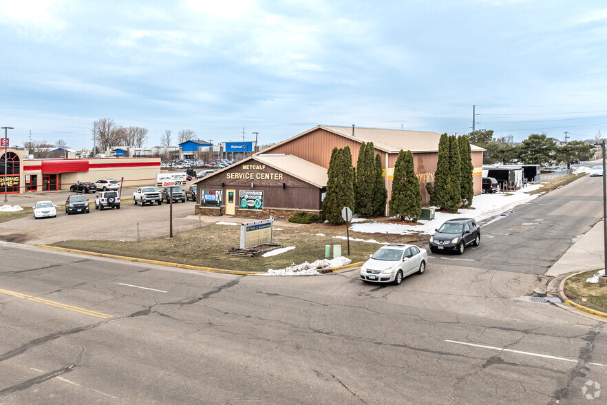 108 12th St SW, Forest Lake, MN en venta - Foto del edificio - Imagen 2 de 6