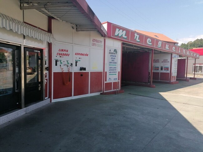 Más detalles de Rúa Pousada, 8, Rianxo - Local en alquiler