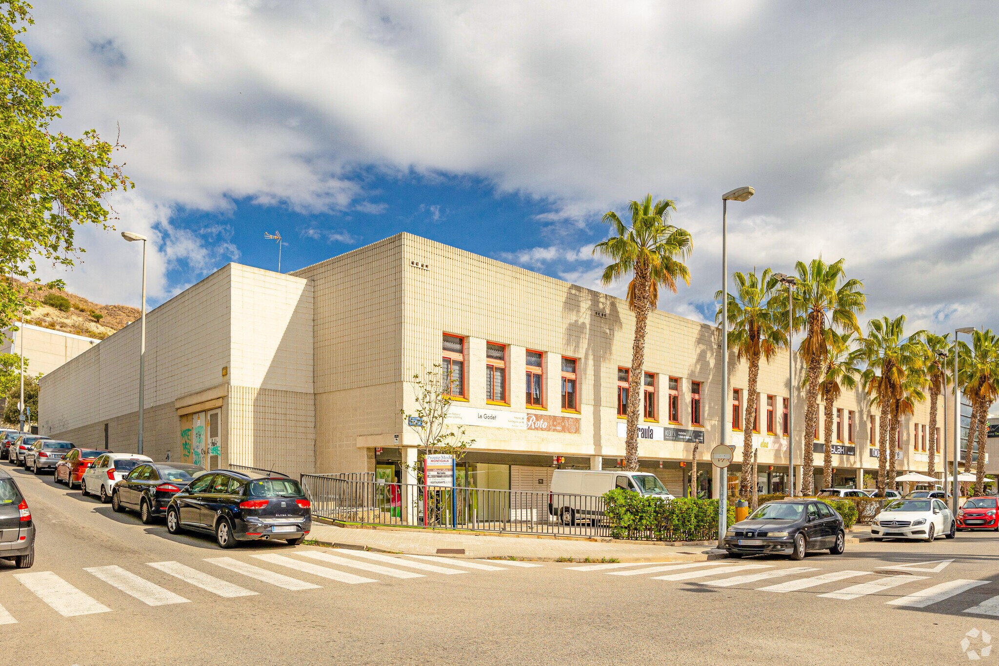 Local en Badalona, Barcelona en venta Foto del edificio- Imagen 1 de 19