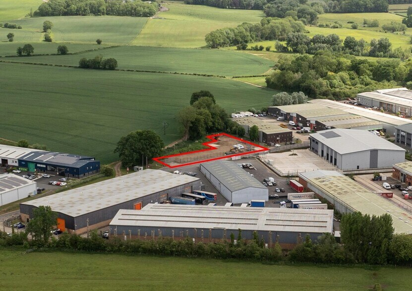 Drakes Dr, Long Crendon en alquiler - Foto del edificio - Imagen 1 de 4