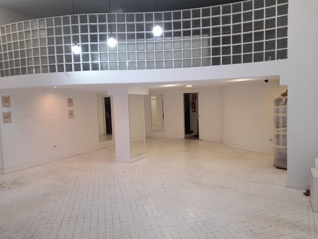 Más detalles de Local en alquiler